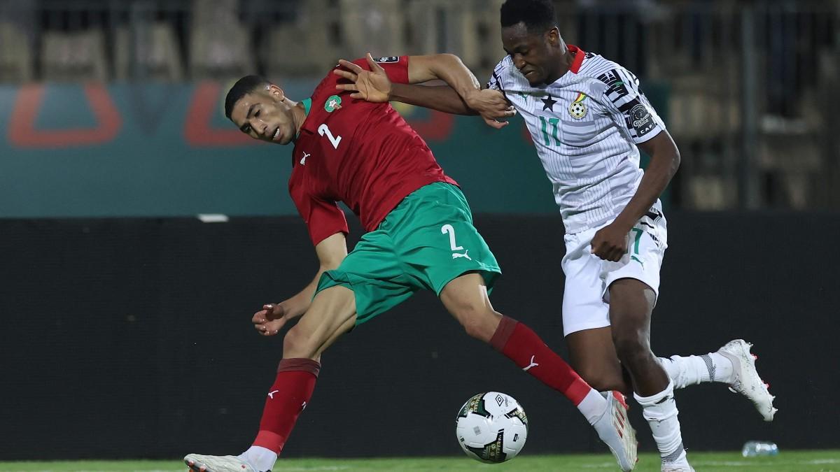 Hakimi, con la camiseta de Marruecos, durante el partido de la Copa de África frente a Ghana