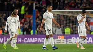 La crisis del Madrid estalla con la derrota del Camp Nou La crisis del Madrid estalla con la derrota del Camp Nou