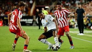 Resumen, goles y highlights del Valencia 0 - 1 Atlético de Madrid de la jornada 3 de LaLiga Santander