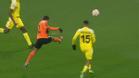 Shakhtar - Sheriff: ¡volea de Dodo y el balón al larguero!