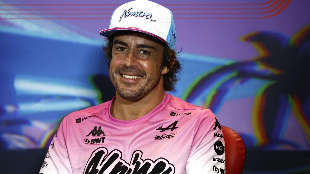 Alonso, en la rueda de prensa de Miami Alonso, en la rueda de prensa de Miami