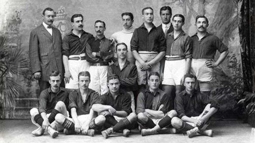 Happy Birthday Barça! Catalan club turn 121 years old (1899-2020)