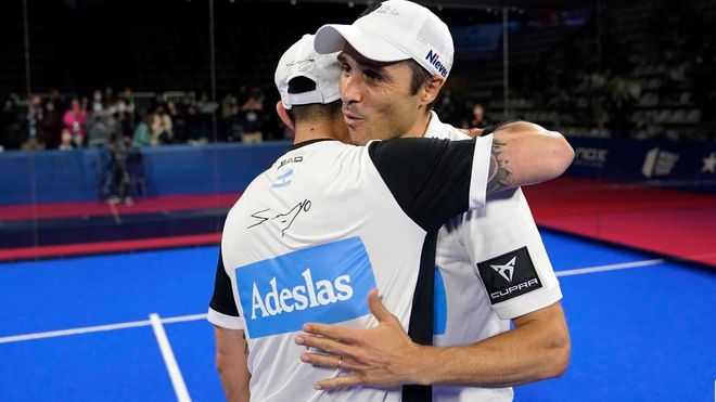 Fernando Belasteguin y Sanyo Gutiérrez celebran su pase a la final Fernando Belasteguin y Sanyo Gutiérrez celebran su pase a la final