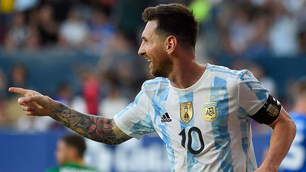 ¡Un, dos, tres, cuatro... y cinco! Así ha sido el espectacular repóker de Messi ante Estonia