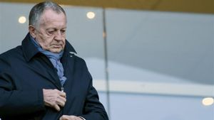 Aulas critica nuevamente a la Ligue 1 por suspender la competición Aulas critica nuevamente a la Ligue 1 por suspender la competición
