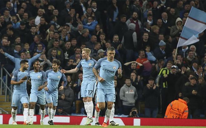 El Etihad acompañó a los suyos ante el Barça El Etihad acompañó a los suyos ante el Barça