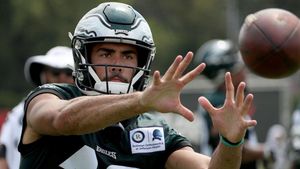 Arcega Whiteside logró su primer touchdown con los Eagles Arcega Whiteside logró su primer touchdown con los Eagles