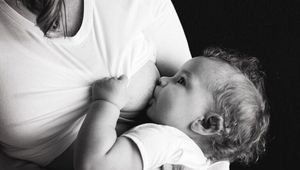 Sociedades científicas salen al paso del lío sobre si vacunar del coronavirus a madres lactantes Sociedades científicas salen al paso del lío sobre si vacunar del coronavirus a madres lactantes