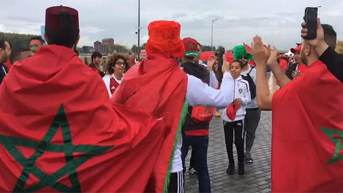 Así vive la afición marroquí en Rusia la previa del España - Marruecos