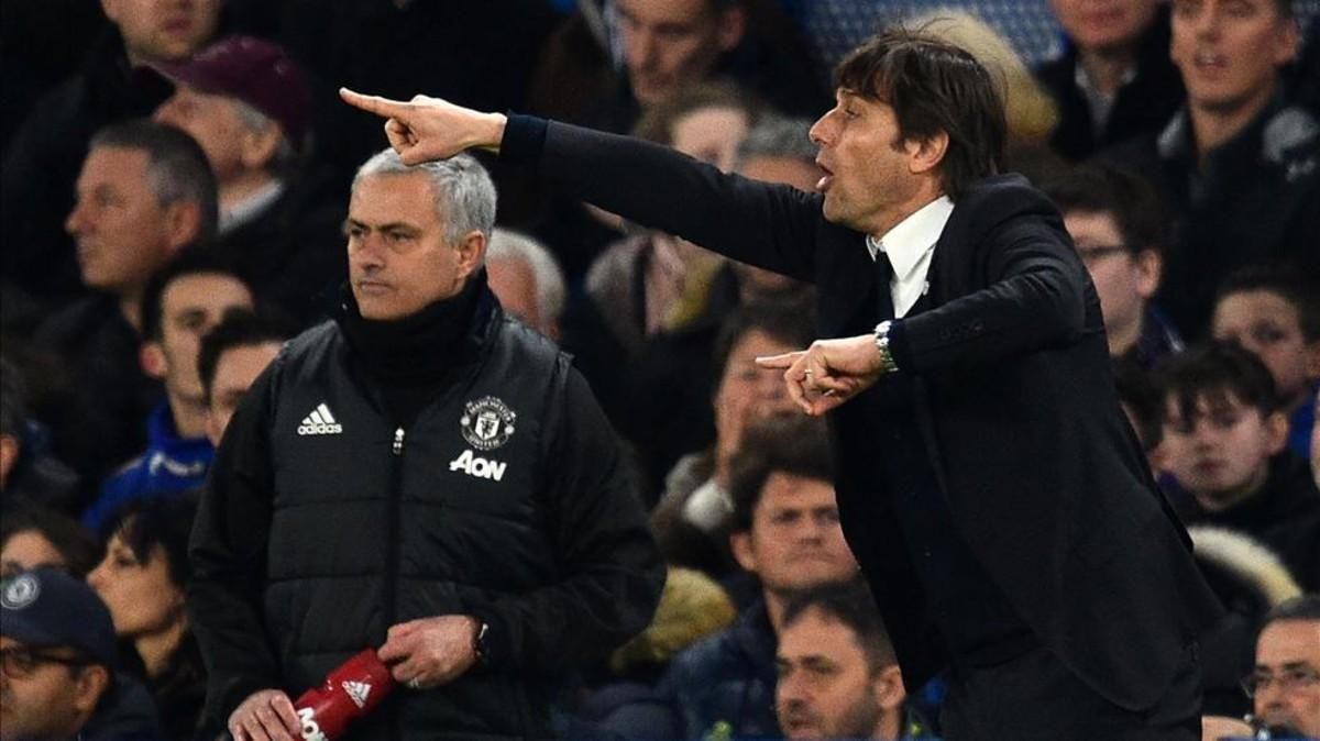 Conte y Mourinho, en un partido entre el Chelsea y el United esta temporada Conte y Mourinho, en un partido entre el Chelsea y el United esta temporada