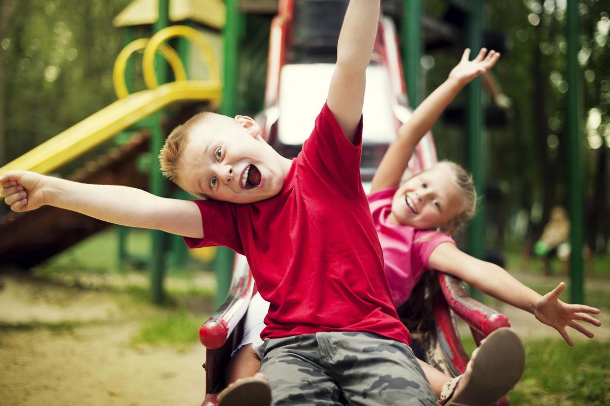 Cómo deben ser los horarios de los niños en verano Cómo deben ser los horarios de los niños en verano