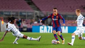 Sergiño Dest, durante el Barça-Dinamo Kiev de la Champions 2020/21 Sergiño Dest, durante el Barça-Dinamo Kiev de la Champions 2020/21