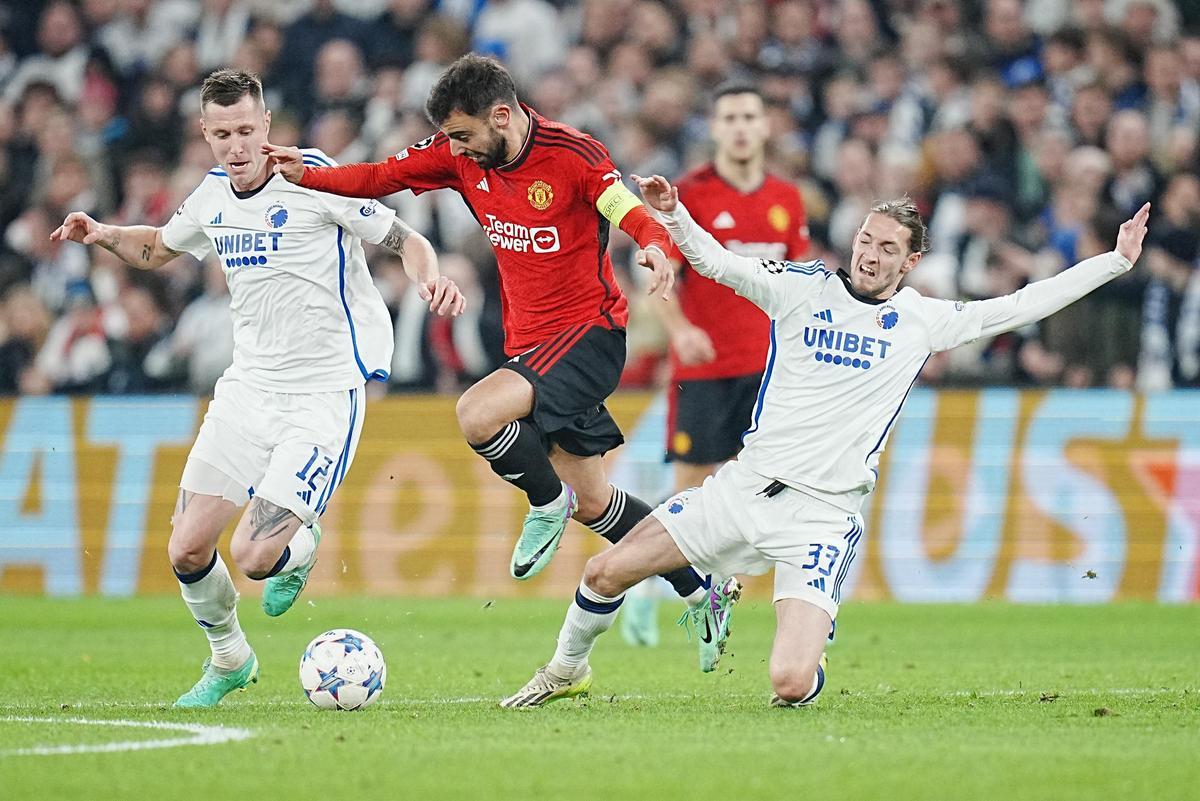 Resumen, goles y highlights del Copenhague 4 - 3 Manchester United de la Jornada 4 de la Fase de Grupos de la Champions League