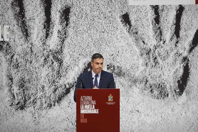 El lapsus de Sánchez en Ermua: «Euskadi y España son países libres y en paz»