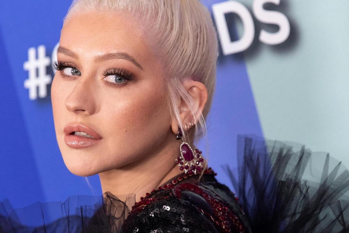 Christina Aguilera lanza La fuerza, primer disco en español en dos décadas