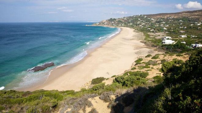Playas andaluzas pueden retroceder hasta 46 metros en 2100, alerta el Gobierno Playas andaluzas pueden retroceder hasta 46 metros en 2100, alerta el Gobierno