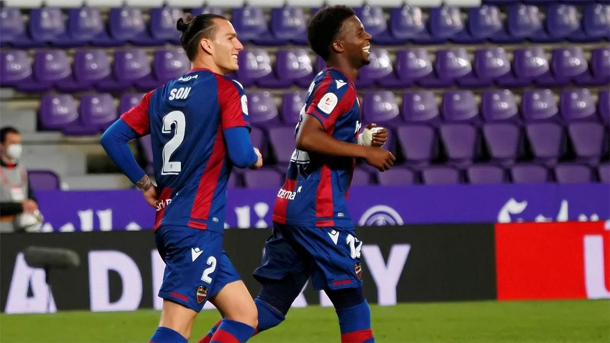 Malsa, celebrando un gol Malsa, celebrando un gol
