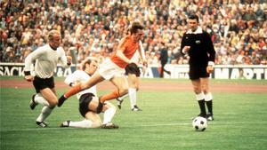 Johan Cruyff provocó este penalti de Berti Vogts en la final contra Alemania Federal del 1974
