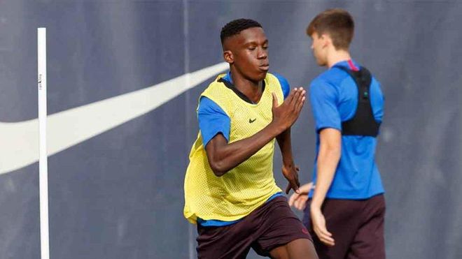 Ilaix Moriba, una de las perlas de la cantera del Barça Ilaix Moriba, una de las perlas de la cantera del Barça