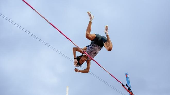 Duplantis, récord del mundo en salto en pértiga