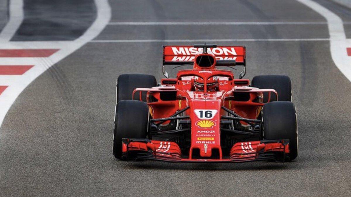 Leclerc, brillante en su debut con Ferrari