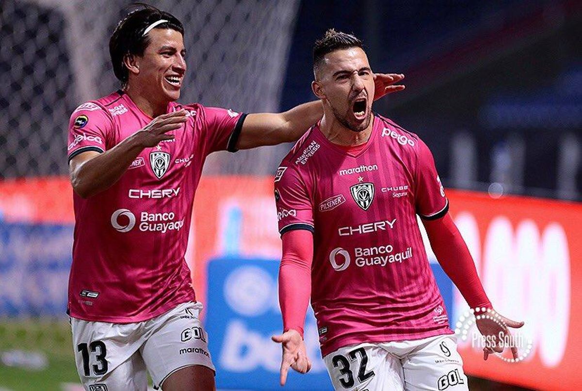 Los jugadores de Independiente del Valle celebran un gol. Los jugadores de Independiente del Valle celebran un gol.