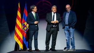 Joan Laporta y Jaume Roures, en la inauguración del museo provisional del Barça