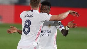 Toni Kroos y Vinicius celebran el 1-0 ante el Liverpool Toni Kroos y Vinicius celebran el 1-0 ante el Liverpool