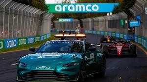 El safety car de Aston Martin, en el circuito de Albert Park