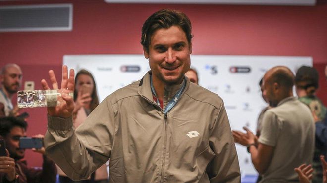 La prensa también ovacionó a Ferrer La prensa también ovacionó a Ferrer