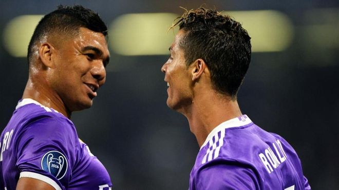 Casemiro no quiere desprenderse de su amigo Cristiano Casemiro no quiere desprenderse de su amigo Cristiano