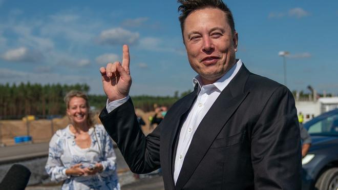 Elon Musk quiere «potenciar» las prestaciones de cuidados infantiles en sus empresas