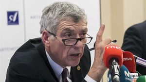 Villar, ante los tribunales por el caso Soule. Villar, ante los tribunales por el caso Soule.