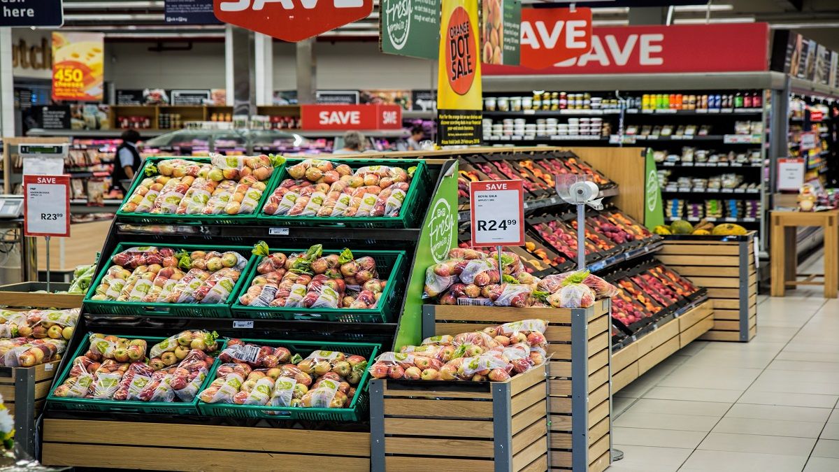 He sweeps Twitter showing everybody what he saw in this ALDI supermarket