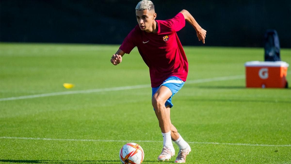 Kays Ruiz, en un entrenamiento con el filial azulgrana Kays Ruiz, en un entrenamiento con el filial azulgrana