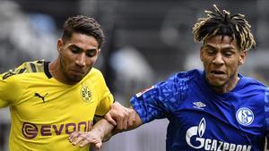 Todibo, en el partido jugado con el Schalke 04 ante el Borussia Dortmund