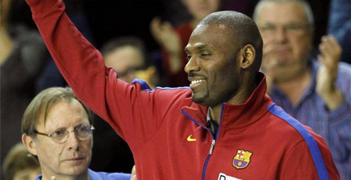 Pete Mickeal recibió el cariño de la afición azulgrana