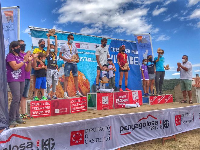 Luis Alberto Hernando y María Fuentes reinan en la carrera de montaña de Vistabella Luis Alberto Hernando y María Fuentes reinan en la carrera de montaña de Vistabella