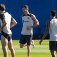 Sonrisas en el entreno previo al Barça - Mallorca