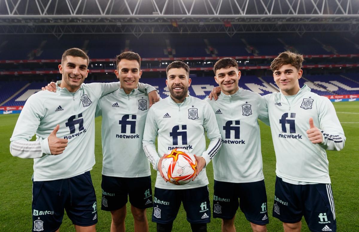 Ferran, Eric, Jordi Alba, Pedri y Gavi, representantes del Barça contra Albania e Islandia