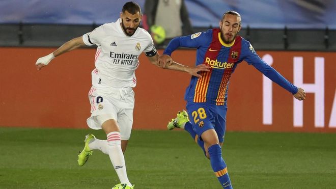 Benzema ha sido el autor del primer gol del clásico Benzema ha sido el autor del primer gol del clásico
