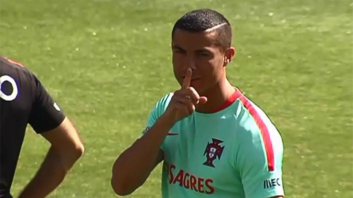 Ronaldo entrena con Portugal con la denuncia de la Fiscalía sobre la mesa