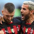Jugadores del Milan celebrando un gol
