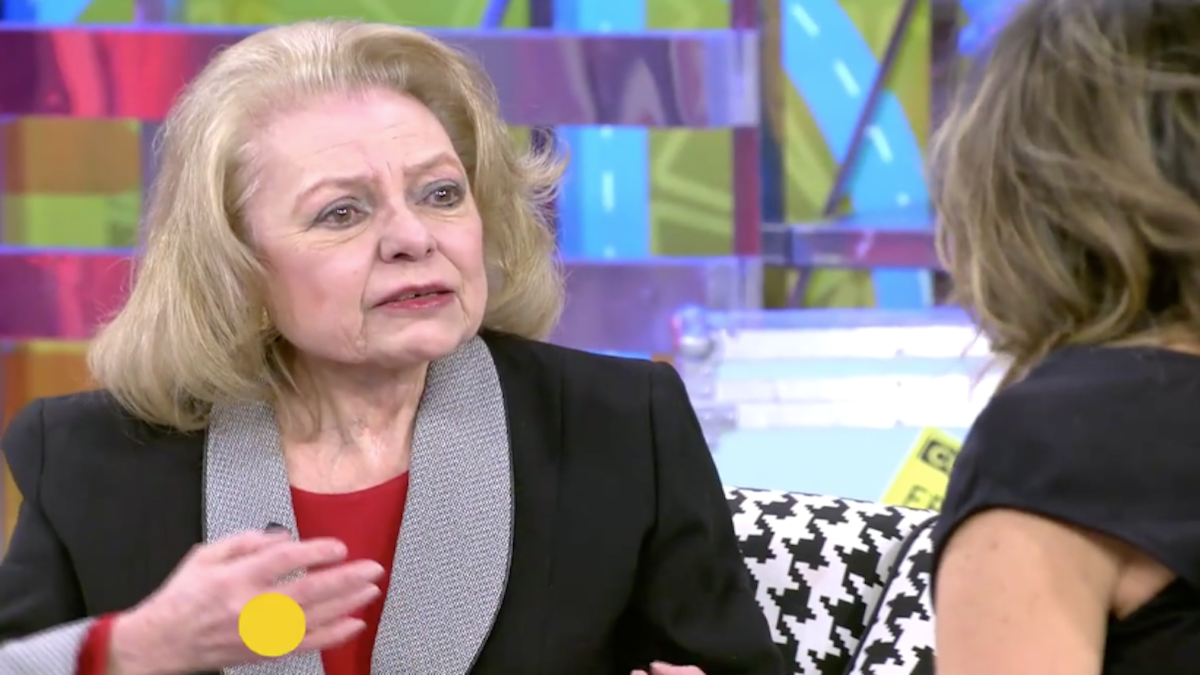 Mayra Gómez Kemp, quien ha perdido a su marido, deja las cosas claras a Paz Padilla Mayra Gómez Kemp, quien ha perdido a su marido, deja las cosas claras a Paz Padilla