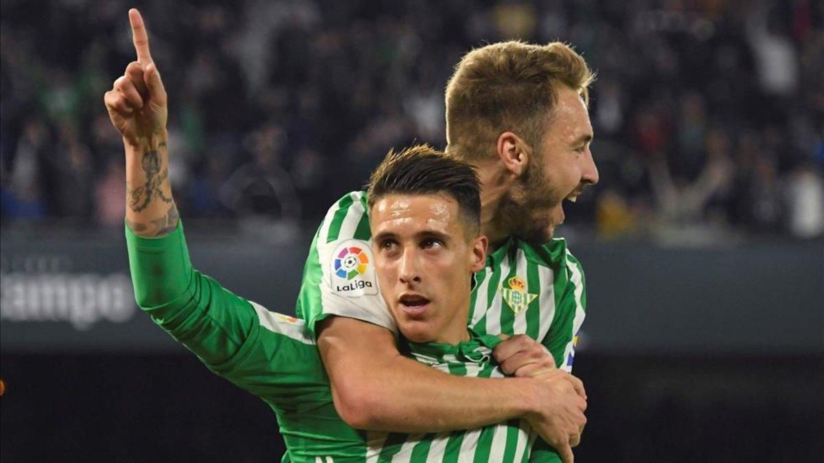 Cristian Tello celebrando un gol con Loren Cristian Tello celebrando un gol con Loren
