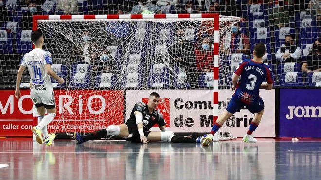 El exblaugrana Rafa Usín es clave en el Levante El exblaugrana Rafa Usín es clave en el Levante