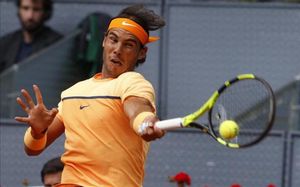 Rafa Nadal salvó unos cuartos que se le complicaron con la lluvia Rafa Nadal salvó unos cuartos que se le complicaron con la lluvia