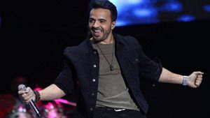 Luis Fonsi será el telonero del Athletic Club y FC Barcelona por el 90º aniversario del San Mamés | El País Luis Fonsi será el telonero del Athletic Club y FC Barcelona por el 90º aniversario del San Mamés | El País