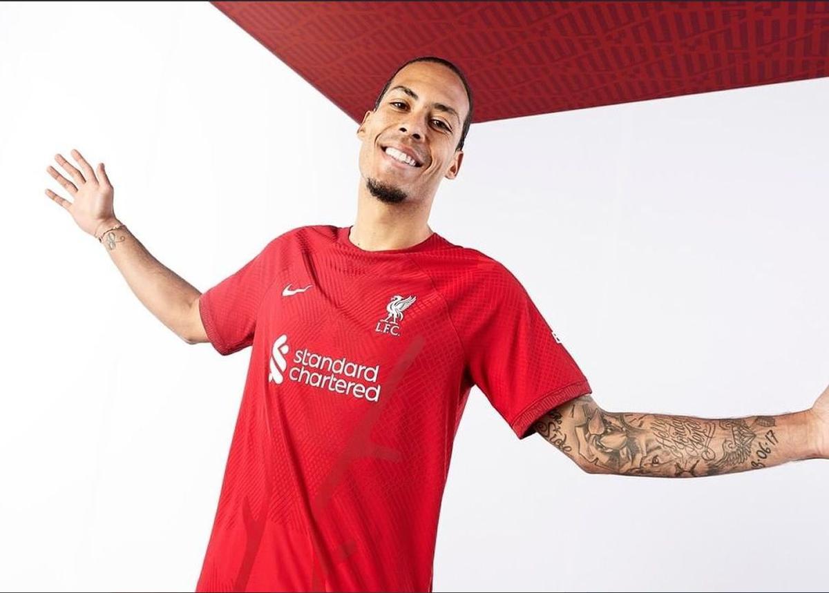 La camiseta del Liverpool para la temporada 2022/23
