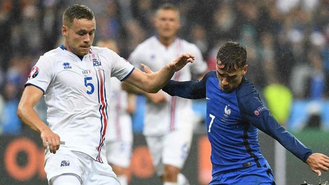 Ingason disputó la pasada Eurocopa de Francia. Ingason disputó la pasada Eurocopa de Francia.